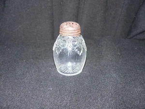 Bullseye and fan /fan circle leaf saltshaker clear U. S. Glass #1900 EAPG 1904. - Picture 1 of 9