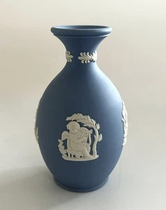 Vintage ‘Wedgwood’ Small Blue Jasperware Vase - Picture 1 of 5