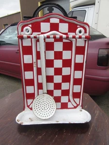 VINTAGE METALL EMAILLE WANDBEHANG UTENSILIENHALTER, KITCHENALIA - Bild 1 von 12