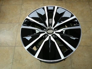 2019-2024 VOLVO XC90 19X8 MACHINED/BLACK OEM WHEEL 21718 - Picture 1 of 6