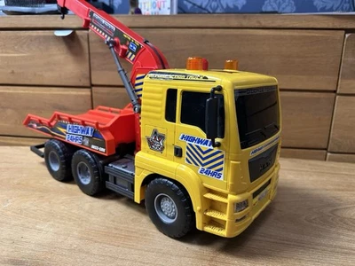 Dickie Toys MAN PLASTIC TOY 21" TOW TRUCK Recovery AIR PUMP ACTION - Image 1 of 4