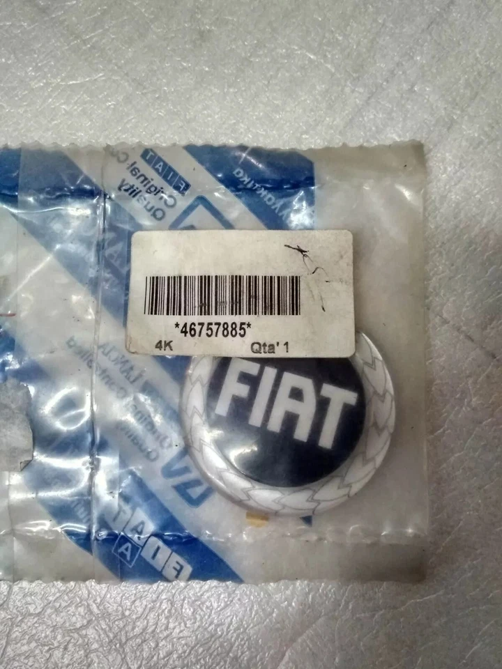 FIAT STILO-PUNTO-BRAVO ¡Tapa central rueda 50 mm!!NUEVO!! !!GENUINO!! 46757885 Foto 1 de 1