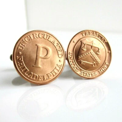 PHILLY U.S TREASURY *BRASS*NICE MINT TOKEN~IN MINT CELLOPHANE **FREE SHIPPING**  - Image 1 of 4