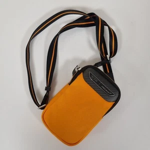 Bandolera pequeña TUMI x McLaren Fuel - naranja, (18 x 10,75 x 2,5 cm) - Imagen 1 de 4