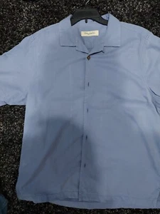 Tommy Bahama Men's 70% Silk , 30% Cotton Purple Short Sleeve Shirt - Picture 1 of 7