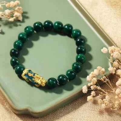 Pulsera elástica hecha a mano de 8 mm con cuentas de jade verde Pixiu encanto curación mujer hombre Foto 1 de 4