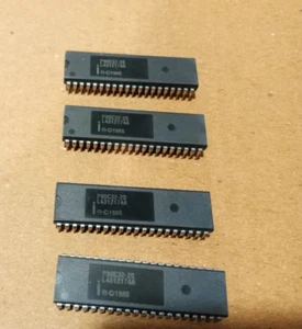 9PCS LOT -INTEL P80C32-20 8-Bit Microcontroller IC'S- NEW - Picture 1 of 4
