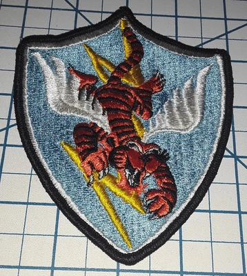 Repro WW2 FLYING TIGERS 14th USAAF US Air Force Jacket Shoulder Patch Sew-On - Image 1 of 2