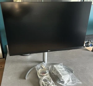 Moniteur LED LG 27" 4K UHD IPS - Photo 1/6