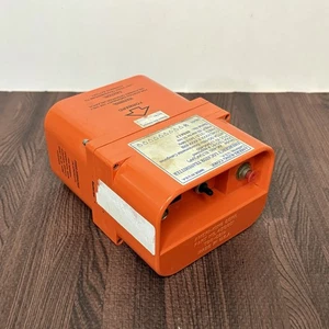 Ameri-King Corp AK-450 Emergency Locator Transmitter ELT - Not Tested - Picture 1 of 4