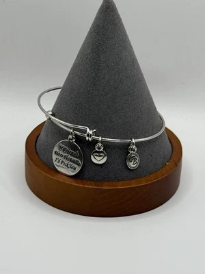 Brazalete Brighton Tono Plata Cita Amistad Corazón Inicial B Dije Foto 1 de 2