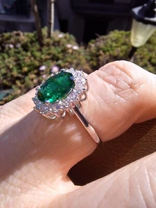 Anello In Argento Massiccio S925 con Smeraldo - Foto 1 di 19