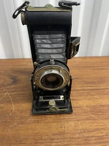 Vintage Kodak Six-20 Folding Brownie Made In Great Britian Kodak London Lens - Picture 1 of 10