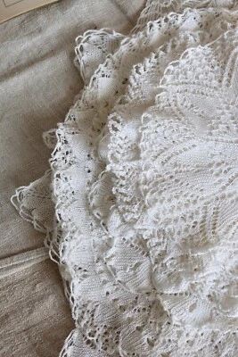 Napperons ronds en crochet français vintage faits mains - 11 pièces - Photo 1/4