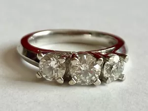ANELLO DI FIDANZAMENTO ORO BIANCO MASSICCIO 14 KT DIAMANTI 5 ~ stimato $3400 - San Valentino - Foto 1 di 10