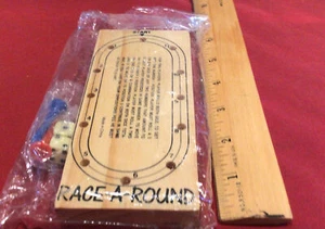 Classic Race A Round Solid Wood 2 Player Game Board Dice Plastic Markers New - Picture 1 of 3