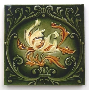 Azulejo Art Nouveau azulejo verde cala flor 15x15 cm Inglaterra 1900 - Imagen 1 de 2