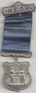  Vintage N.E.O.P. New England Orden "United for Protection" Band & Medaillon - Bild 1 von 3