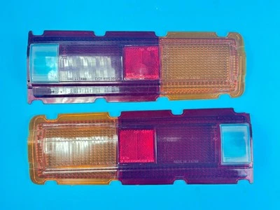 Juego de lentes de luz trasera Datsun 1600 510 SSS Bluebird con pequeño defecto genuino NOS Foto 1 de 4