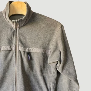 Patagonia Synchilla Fleece Full Zip Jacket XL Gray Outdoors Warm Coat - Picture 1 of 8