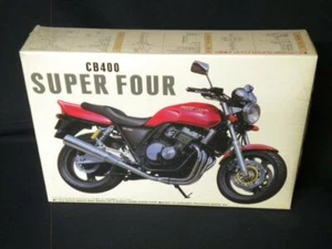Aoshima Honda CB400 Super Four 1/12 Motorcycle Kit - Picture 1 of 1