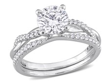 1.50 Carat (ctw) Synthetic Moissanite Bridal Wedding Set Sterling Silver