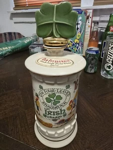 1977 OLD FITZGERALD DISTILLERY COLLECTORS GALLERY PORCELAIN WHISKEY BOTTLE EMPTY - Picture 1 of 3