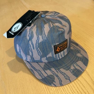 NUEVO Volcom Ropa de Trabajo Sombrero Gorra Marrón Camuflaje Madera Logo Parche Exterior Snap Back Adulto - Imagen 1 de 8