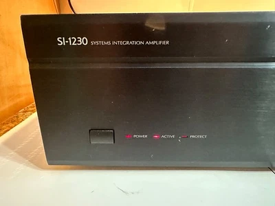 Amplificador Integración Sistemas Niles SI-1230 Multi Zona 12 Canales. Foto 1 de 4