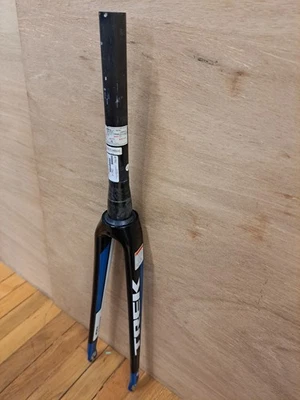 Horquilla NOS Trek Madone 5.5 / 1 1/8 / Cónica / Carbono / 700c Foto 1 de 4