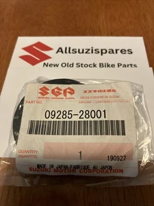 Suzuki NOS 91-94 RGV 250 Rear Wheel Seal Brake Side 09285-28001 - Picture 1 of 3