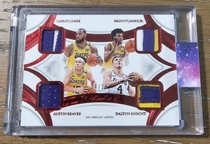 Tarjeta reliquia camiseta cuádruple Panini impecable LeBron James Bronny Jr 2024-25 #'d 14/15 - Imagen 1 de 2
