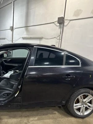 Used Rear Left Door Assembly Rear Side fits: 2015 Volvo S60 Rear Left Grade A Foto 1 de 4