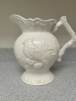 "Jarra para pájaros cardinal Bella Casa de Ganz 8"" crema iridiscente invierno piña" Foto 1 de 4