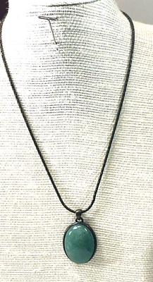 Express Necklace Aventurine Gemstone Cabochon Brass Pendant Lot 30 - Image 1 of 3