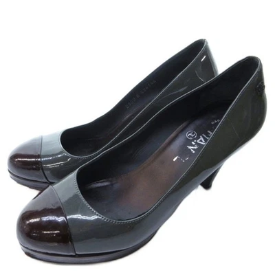 Zapatos de salón Chanel para mujer talla 38 charol verde Foto 1 de 4