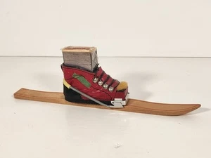 Mini scarpone da sci vintage e porta tappetino da sci in legno - Foto 1 di 11