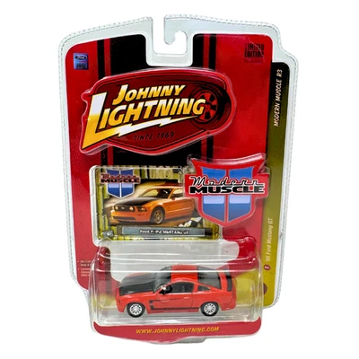 Johnny Lightning Modern Muscle 2005 Ford Mustang GT 1:64 Diecast — 第 1/3 张图片