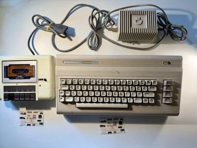 commodore 64 con Monitor Philips + accessori - Immagine 1 di 4