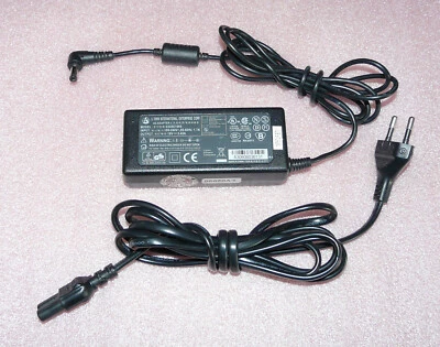 Fujitsu Siemens Notebook Netzteil Li Shin Model: 0335C1965 / 19V - 3,42A - Bild 1 von 3