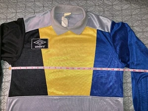 MAGLIA PORTIERE CALCIO UMBRO uomo taglia M MADE IN USA ANNI '90 color block - Foto 1 di 10