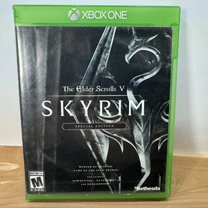 The Elder Scrolls V: Skyrim - Special Edition - Microsoft Xbox One - Picture 1 of 4
