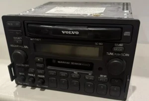 ✅00-02 VOLVO V70 S70 C70 MK1 P80 SC900 SC901 RADIO STEREO 3 CD PLAYER WITH CODE - Foto 1 di 3