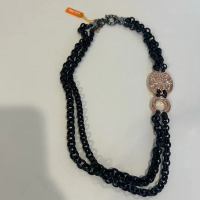 Collar Folli Follie Cadena Negra y Colgante Oro Rosa  Foto 1 de 2