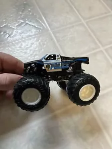 Hot Wheels Monster Trucks POLICE 018 'To Smash and Crush' Decal Truck 1:64 - Picture 1 of 6
