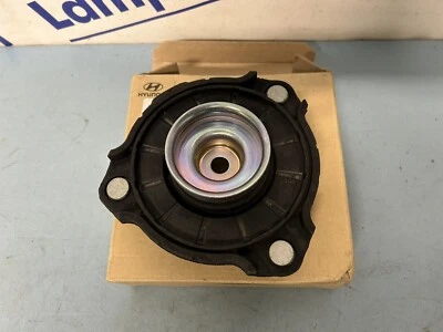 HYUNDAI I30 KONA FRONT TOP STRUT MOUNT BRAND NEW GENUINE HYUNDAI 54610 F0000 - Image 1 of 4
