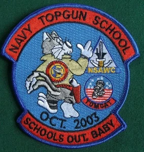Parche AZUL MARINO TOPGUN Escuela PILOTO DE COMBATE TomCat ""Carretera a la ZONA DE PELIGRO - Imagen 1 de 8