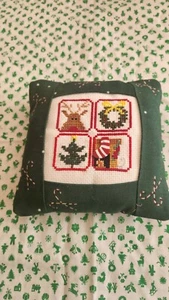Cuscino Natalizio Completo Pine Mountain Stagione Festiva - Foto 1 di 4