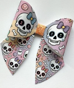 PASTEL SKULLS HALLOWEEN 4" PRINTED CANVAS FABRIC SAILOR BOW TEMP MAKE HAIR BOW - Picture 1 of 3