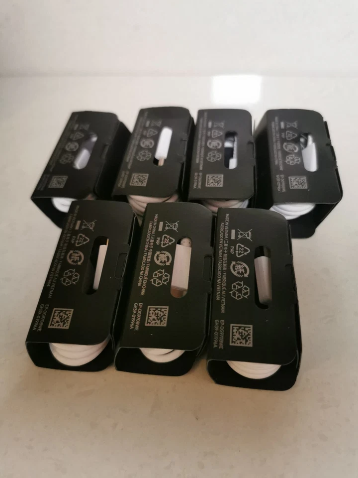 Lot 7 pcs OEM Samsung Fast Charge USB Type-C Cable for Galaxy LG Phones NEW/#S1 - Image 1 of 1